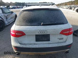 2015 Audi allroad Premium Plus with VIN WA1UFAFL8FA122156, listed as a IAAI auction lot 41345881 with 92,867 mi miles. Bid and sale history available at carsss.com. Image 16.