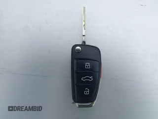 2020 Audi Q3 Premium z VIN WA1AECF32L1061271, wystawiony jako IAAI lot #42038795 z przebiegiem 23 902 mil mil oraz . Historia ofert i sprzedaży dostępna na DreamBid. Obrazek 11.