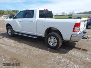 2019 Ram 2500 Big Horn with VIN 3C6UR5DL2KG675282, listed as a IAAI auction lot 41729803 with 88,084 mi miles. Bid and sale history available at carsss.com. Image 3.
