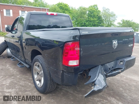 2017 Ram 1500 Tradesman с VIN 1C6RR7FG2HS620527, выставлен на аукционе IAAI как лот 42270624 с пробегом 128 704 миль миль и . История ставок и продаж доступна на DreamBid. Изображение 3.