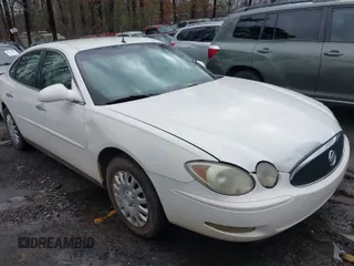 2005 Buick LaCrosse CX with VIN 2G4WC532251334632, listed as a IAAI auction lot 41577709 with 118,064 mi miles. Bid and sale history available at carsss.com. Image 1.