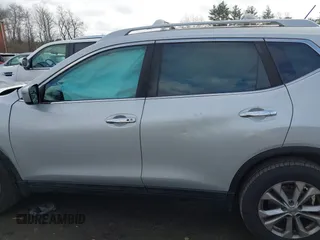 2016 Nissan Rogue SV with VIN 5N1AT2MV7GC801364, listed as a IAAI auction lot 41111105 with 145,268 mi miles and . Bid and sale history available at carsss.com. Image 15.