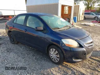 2008 Toyota Yaris with VIN JTDBT923581222535, listed as a IAAI auction lot 40595599 with 194,830 mi miles. Bid and sale history available at carsss.com. Image 1.
