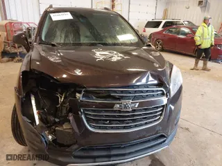 2015 Chevrolet Trax LT with VIN KL7CJRSB0FB061257, listed as a IAAI auction lot 41663816 with 148,157 mi miles. Bid and sale history available at carsss.com. Image 6.
