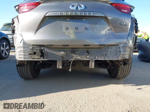 2021 Infiniti QX50 Luxe с VIN 3PCAJ5BA4MF113543, выставлен на аукционе IAAI как лот 42460355 с пробегом 37 999 миль миль и . История ставок и продаж доступна на DreamBid. Изображение 6.