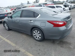 2018 Nissan Altima SV with VIN 1N4AL3AP3JC162204, listed as a IAAI auction lot 41903783 with 95,849 mi miles and . Bid and sale history available at carsss.com. Image 3.