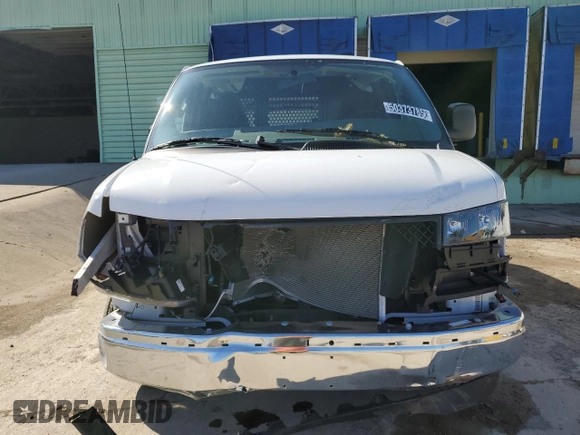 2024 Chevrolet Express Cargo z VIN 1GCWGAFP8R1271654, wystawiony jako Copart lot #50373785 z przebiegiem 3 947 mil mil oraz Czysty tytuł • Clean title. Historia ofert i sprzedaży dostępna na DreamBid. Obrazek 5.