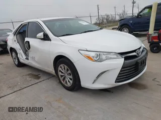 2015 Toyota Camry XLE with VIN 4T4BF1FK0FR515850, listed as a IAAI auction lot 41528908 with 93,091 mi miles. Bid and sale history available at carsss.com. Image 1.