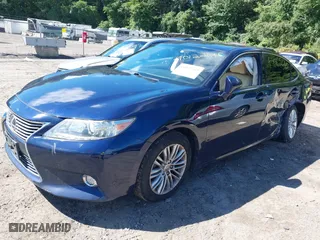 2015 Lexus ES 350 with VIN JTHBK1GGXF2204733, listed as a IAAI auction lot 40122645 with NaN miles. Bid and sale history available at carsss.com. Image 17.