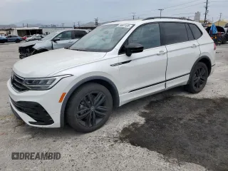 2022 Volkswagen Tiguan SE R-Line Black с VIN 3VVCB7AXXNM109437, выставлен на аукционе Copart как лот 59607495 с пробегом 30 985 миль миль и Списание • Salvage title. История ставок и продаж доступна на DreamBid. Изображение 1.