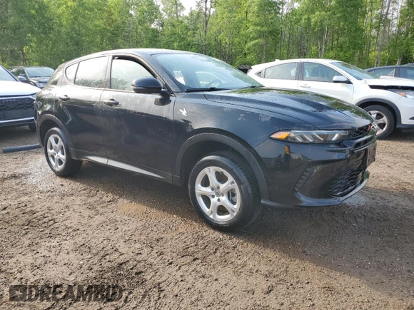 2024 Dodge Hornet GT with VIN ZACNDFAN3R3A35783, listed as a Copart auction lot 60139695 with 18,795 mi miles and Salvage title. Bid and sale history available at DreamBid. Image 4.