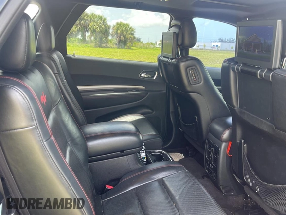 2016 Dodge Durango R/T with VIN 1C4SDHCT2GC476969, listed as a Copart auction lot 61194115 with 86,000 mi miles and Clean title. Bid and sale history available at DreamBid. Image 6.