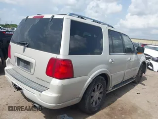2004 Lincoln Navigator Luxury with VIN 5LMFU27R74LJ35777, listed as a IAAI auction lot 42706528 with 231,014 mi miles and . Bid and sale history available at DreamBid. Image 4.