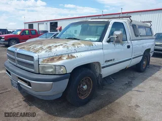 1996 Dodge Ram 1500 with VIN 1B7HC16Y1TS630096, listed as a IAAI auction lot 42095072 with 252,069 mi miles. Bid and sale history available at carsss.com. Image 2.