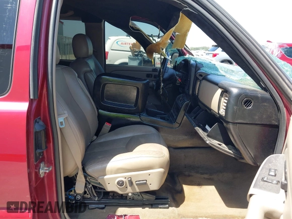 2004 Chevrolet Silverado 1500 LS with VIN 2GCEC19T341312050, listed as a IAAI auction lot 42206942 with 192,788 mi miles and . Bid and sale history available at DreamBid. Image 5.