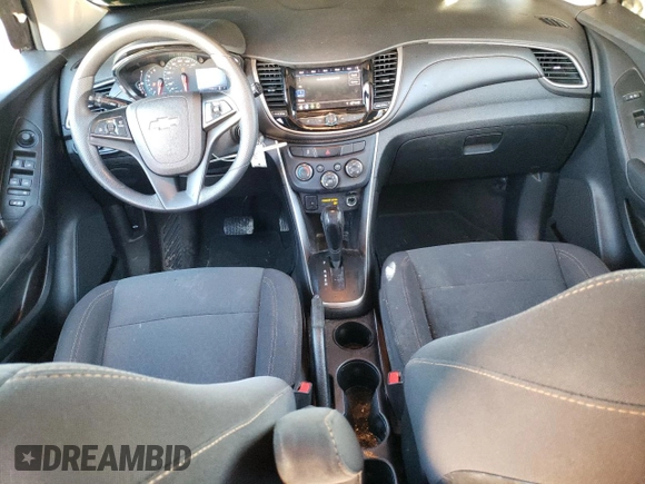2020 Chevrolet Trax LS with VIN 3GNCJNSBXLL156065, listed as a Copart auction lot 43982225 with 70,108 mi miles and Salvage Title. Bid and sale history available at carsss.com. Image 8.