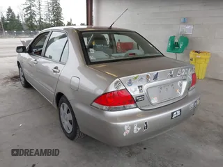 2005 Mitsubishi Lancer ES with VIN JA3AJ26E65U017027, listed as a IAAI auction lot 41765578 with 58,698 mi miles. Bid and sale history available at carsss.com. Image 3.