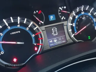 2018 Toyota 4Runner SR5 with VIN JTEBU5JR4J5507930, listed as a IAAI auction lot 41292536 with 105,882 mi miles and . Bid and sale history available at DreamBid. Image 7.