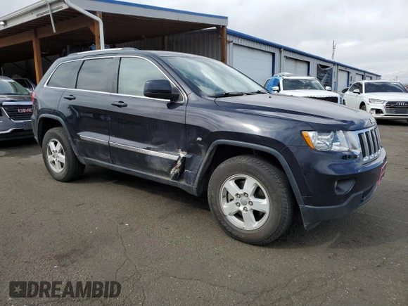 2011 Jeep Grand Cherokee Laredo with VIN 1J4RR4GG8BC660743, listed as a Copart auction lot 46537665 with 75,758 mi miles and Salvage Title. Bid and sale history available at carsss.com. Image 4.