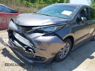 2021 Toyota Sienna LE with VIN 5TDKSKFC4MS004345, listed as a IAAI auction lot 42145140 with 103,544 mi miles and . Bid and sale history available at DreamBid. Image 18.