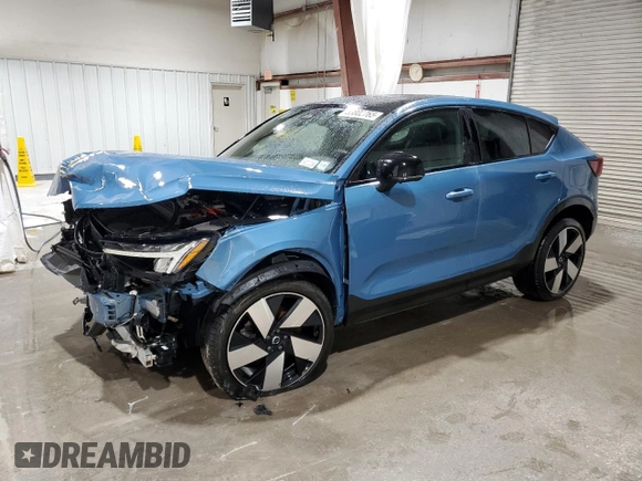 2023 Volvo C40 Plus с VIN YV4ED3GLXP2049195, выставлен на аукционе Copart как лот 53802765 с пробегом 17 820 миль миль и Списание • Salvage title. История ставок и продаж доступна на DreamBid. Изображение 1.
