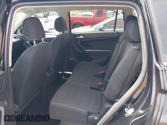 2022 Volkswagen Tiguan S z VIN 3VV1B7AX5NM056766, wystawiony jako IAAI lot #42024519 z przebiegiem 97 548 mil mil oraz . Historia ofert i sprzedaży dostępna na DreamBid. Obrazek 8.