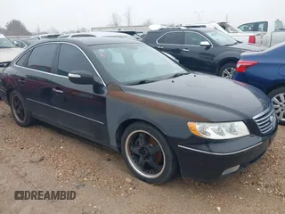 2009 Hyundai Azera Limited with VIN KMHFC46F49A392441, listed as a IAAI auction lot 41285125 with 122,613 mi miles and . Bid and sale history available at DreamBid. Image 1.