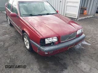 1997 Volvo 850 GT с VIN YV1LS5553V1400395, выставлен на аукционе IAAI как лот 41887637 с пробегом 88 192 миль миль и . История ставок и продаж доступна на DreamBid. Изображение 6.