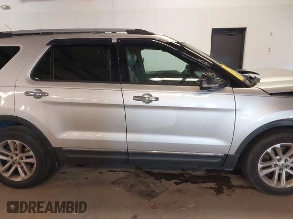 2014 Ford Explorer XLT with VIN 1FM5K7D89EGA52570, listed as a IAAI auction lot 41307178 with 286,243 mi miles and . Bid and sale history available at DreamBid. Image 13.