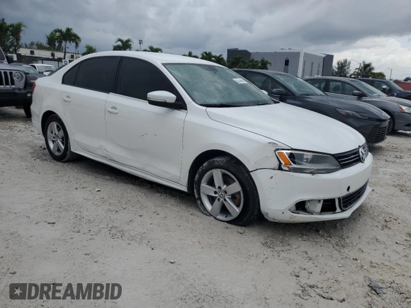 2014 Volkswagen Jetta TDI w/Premium with VIN 3VWLL7AJ2EM266867, listed as a Copart auction lot 52174475 with 73,574 mi miles and Salvage title. Bid and sale history available at DreamBid. Image 4.