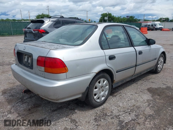 1998 Honda Civic DX z VIN 2HGEJ6525WH562868, wystawiony jako IAAI lot #42382885 z przebiegiem 222 789 mil mil oraz . Historia ofert i sprzedaży dostępna na DreamBid. Obrazek 4.