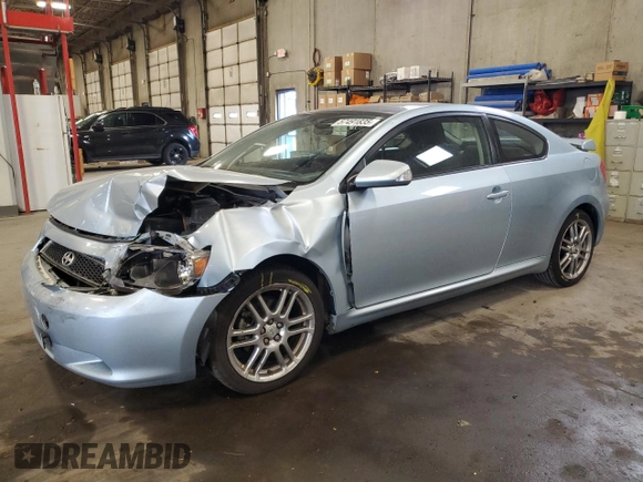 2006 Scion tC z VIN JTKDE177860133103, wystawiony jako Copart lot #57491835 z przebiegiem 201 975 mil mil oraz Szkody całkowita. Historia ofert i sprzedaży dostępna na DreamBid. Obrazek 1.