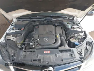 2014 Mercedes-Benz C 250 с VIN WDDGJ4HBXEG289823, выставлен на аукционе IAAI как лот 42344530 с пробегом 122 670 миль миль и . История ставок и продаж доступна на DreamBid. Изображение 10.