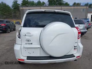 2011 Toyota RAV4 Ltd with VIN 2T3DK4DV5BW063893, listed as a IAAI auction lot 42078499 with 77,764 mi miles. Bid and sale history available at carsss.com. Image 16.
