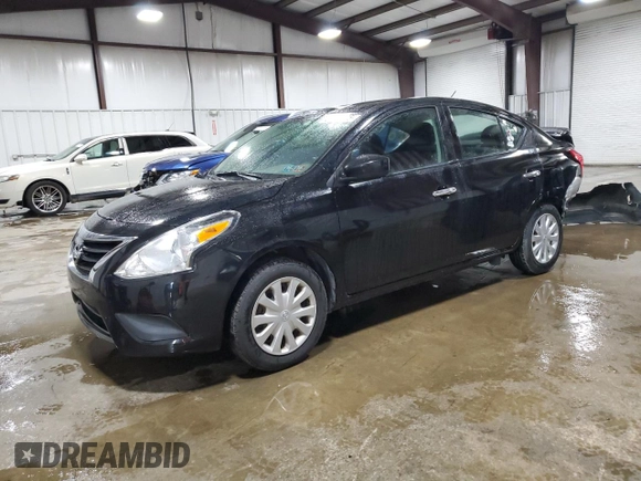 2019 Nissan Versa SV z VIN 3N1CN7APXKL829797, wystawiony jako Copart lot #59016235 z przebiegiem 90 811 mil mil oraz Szkoda całkowita • Salvage title. Historia ofert i sprzedaży dostępna na DreamBid. Obrazek 1.
