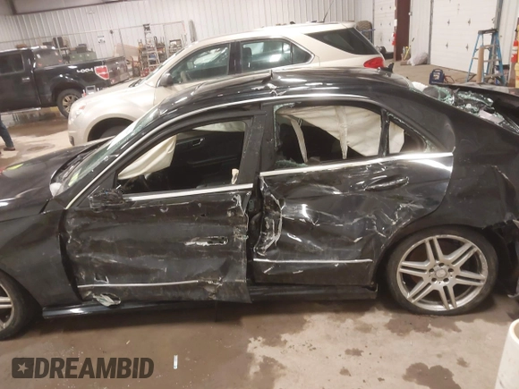 2010 Mercedes-Benz E 550 Luxury with VIN WDDHF7CB9AA049027, listed as a IAAI auction lot 41580437 with 161,184 mi miles and . Bid and sale history available at DreamBid. Image 6.