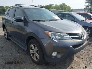2013 Toyota RAV4 XLE with VIN 2T3RFREV5DW043295, listed as a IAAI auction lot 42031237 with 121,341 mi miles and . Bid and sale history available at carsss.com. Image 1.
