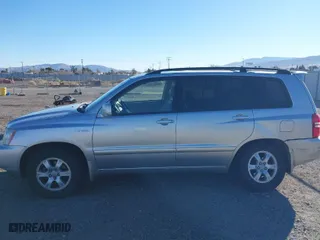 2002 Toyota Highlander with VIN JTEHF21A320088822, listed as a IAAI auction lot 41407352 with 136,105 mi miles. Bid and sale history available at carsss.com. Image 14.