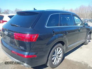 2017 Audi Q7 Premium Plus z VIN WA1LAAF79HD020038, wystawiony jako IAAI lot #41911171 z przebiegiem 51 317 mil mil oraz . Historia ofert i sprzedaży dostępna na DreamBid. Obrazek 4.