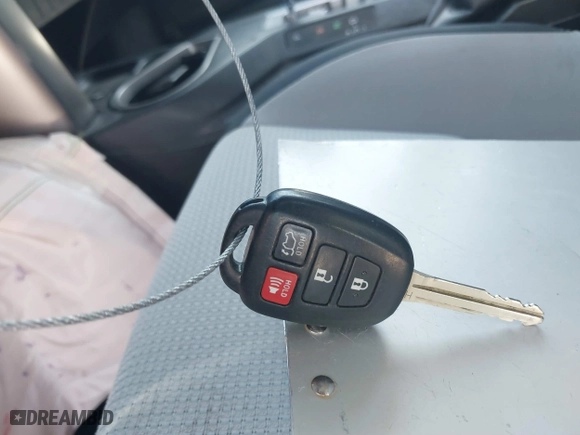 2016 Toyota RAV4 XLE with VIN JTMWFREV5GJ098870, listed as a IAAI auction lot 41878605 with 109,996 mi miles. Bid and sale history available at carsss.com. Image 11.