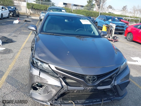2022 Toyota Camry SE with VIN 4T1T11AK8NU689314, listed as a IAAI auction lot 41425080 with 29,775 mi miles. Bid and sale history available at carsss.com. Image 12.