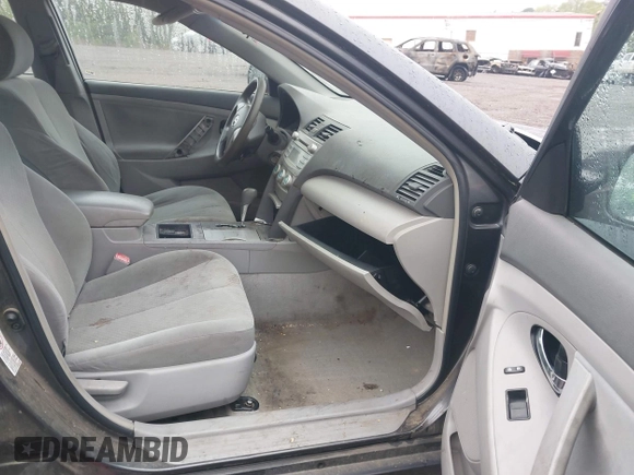 2007 Toyota Camry CE with VIN 4T1BE46K77U129152, listed as a IAAI auction lot 42107149 with 203,722 mi miles and . Bid and sale history available at DreamBid. Image 5.