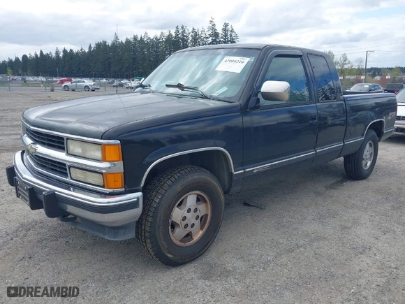 1994 Chevrolet C/K 1500 with VIN 2GCEK19K6R1248507, listed as a IAAI auction lot 42004210 with 205,273 mi miles. Bid and sale history available at carsss.com. Image 2.
