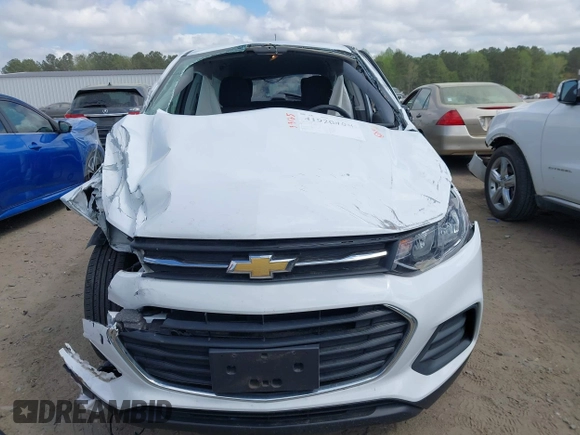 2020 Chevrolet Trax LS with VIN KL7CJNSB2LB065279, listed as a IAAI auction lot 41920404 with 53,608 mi miles. Bid and sale history available at carsss.com. Image 12.