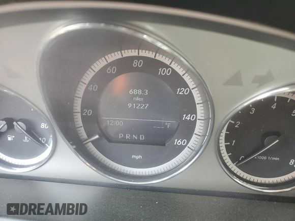 2009 Mercedes-Benz C 300 Sport z VIN WDDGF81X49F228428, wystawiony jako Copart lot #51163035 z przebiegiem 91 227 mil mil oraz Szkoda całkowita • Salvage title. Historia ofert i sprzedaży dostępna na DreamBid. Obrazek 9.
