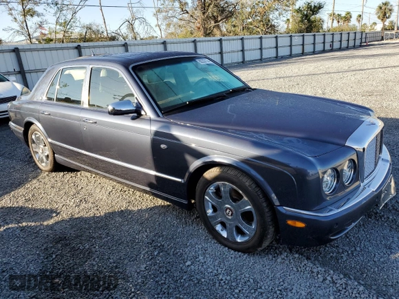 2005 Bentley Arnage R z VIN SCBLC37F65CX10805, wystawiony jako Copart lot #80332124 z przebiegiem Nie podano mil oraz Nie do naprawy • Non repairable. Historia ofert i sprzedaży dostępna na DreamBid. Obrazek 4.