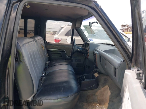 1990 Ford F-150 with VIN 1FTEX15N0LKA06904, listed as a IAAI auction lot 42603529 with 473,180 mi miles and . Bid and sale history available at DreamBid. Image 5.