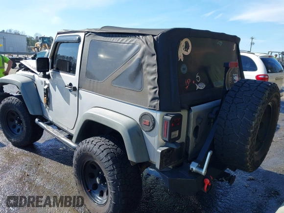 2011 Jeep Wrangler Rubicon with VIN 1J4BA6D10BL514776, listed as a IAAI auction lot 41487396 with 172,208 mi miles. Bid and sale history available at carsss.com. Image 3.