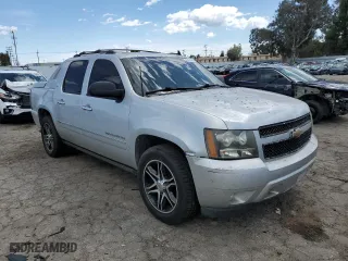 2011 Chevrolet Avalanche LTZ with VIN 3GNMCGE02BG305032, listed as a Copart auction lot 50934315 with 175,955 mi miles and Clean Title. Bid and sale history available at carsss.com. Image 4.
