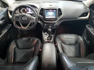 2017 Jeep Cherokee High Altitude с VIN 1C4PJMDS5HW558157, выставлен на аукционе Copart как лот 57960415 с пробегом 81 272 миль миль и Списание • Salvage title. История ставок и продаж доступна на DreamBid. Изображение 8.
